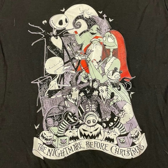 Tim Burton The Nightmare Before Christmas Tee NWT - Picture 2 of 6